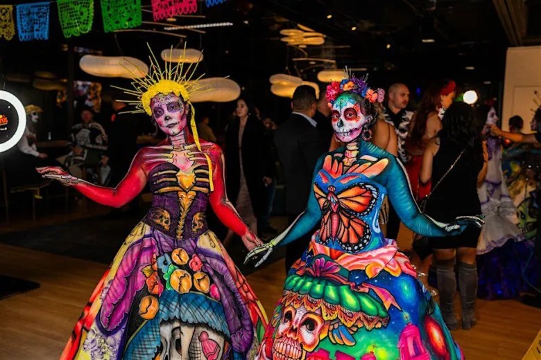 21 Ways to Celebrate Dia De Los Muertos in Chicago
